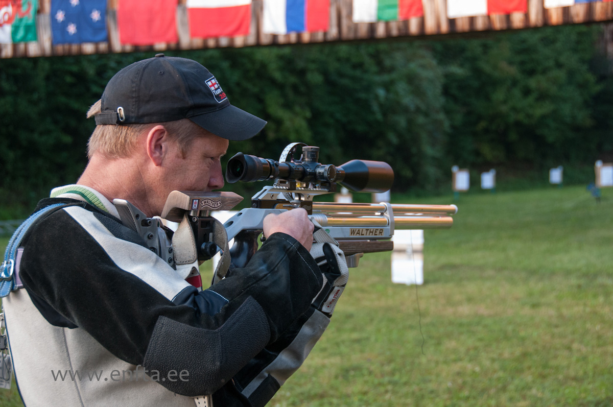 0111   Simon Ayers England